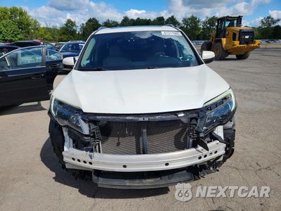 Piąte zdjęcie samochodu w środku: 2017 HONDA PILOT ELITE VIN:5FNYF6H00HB084231 - miniatura