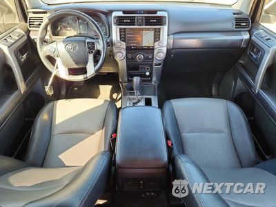 Zdjęcie 8 z 13 samochodu: 2020 TOYOTA 4RUNNER SR5 PREMIUM VIN:JTEZU5JR5L5213633 - miniatura