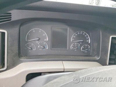 Zdjęcie 9 z 14 samochodu: 2019 FREIGHTLINER CASCADIA 126