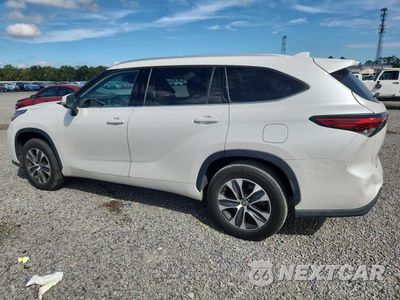 Drugie zdjęcie samochodu z przodu: 2022 TOYOTA HIGHLANDER HYBRID XLE VIN:5TDGARAH3NS509783 - miniatura