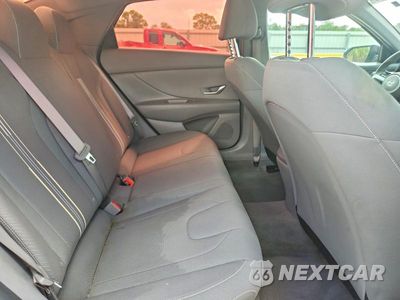 Zdjęcie 10 z 12 samochodu: 2022 HYUNDAI ELANTRA SEL VIN:KMHLM4AG6NU316082 - miniatura