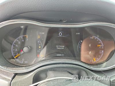 Zdjęcie 9 z 12 samochodu: 2020 JEEP GRAND CHEROKEE LAREDO VIN:1C4RJFAG8LC318003 - miniatura