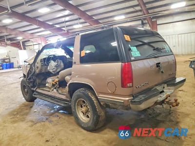 Drugie zdjęcie samochodu z przodu: 1996 GMC YUKON VIN:1GKEK13R3TJ729760 - miniatura