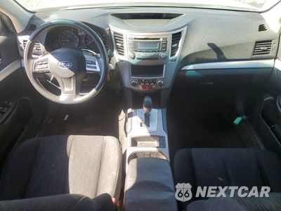 Zdjęcie 8 z 13 samochodu: 2014 SUBARU OUTBACK 2.5I VIN:4S4BRCAC2E3262810 - miniatura