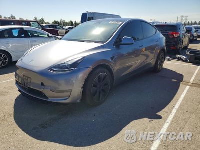 2025 TESLA MODEL Y 7SAYGDED0SF231067 - główne zdjęcie licytacji z USA - miniatura