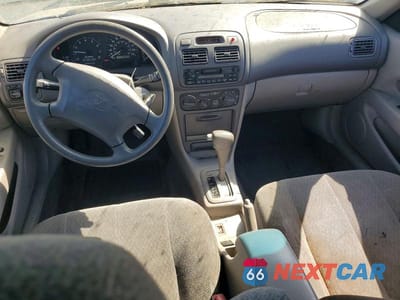 Zdjęcie 8 z 12 samochodu: 2001 TOYOTA COROLLA LE VIN:2T1BR12E91C465820 - miniatura