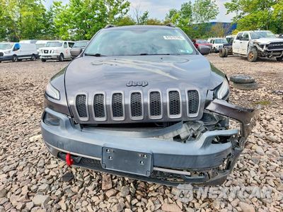 Piąte zdjęcie samochodu w środku: 2014 JEEP CHEROKEE TRAILHAWK VIN:1C4PJMBS1EW310552 - miniatura