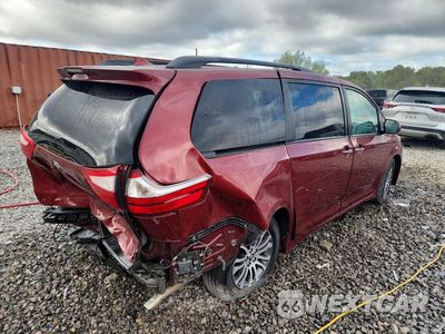 Trzecie zdjęcie samochodu z tyłu: 2019 TOYOTA SIENNA XLE 8-PASSENGER VIN:5TDYZ3DC4KS967189 - miniatura