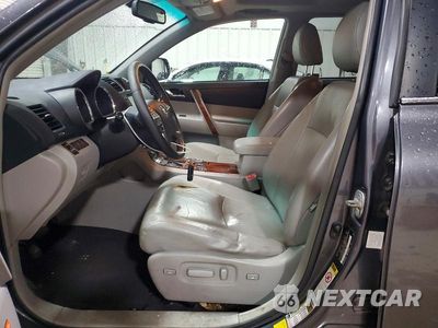 Zdjęcie 7 z 13 samochodu: 2012 TOYOTA HIGHLANDER LIMITED VIN:5TDDK3EH7CS111903 - miniatura