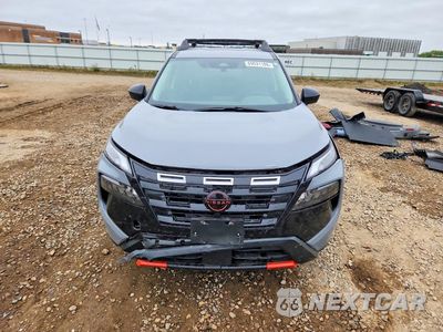 Piąte zdjęcie samochodu w środku: 2025 NISSAN ROGUE ROCK CREEK VIN:5N1BT3BB2SC786249 - miniatura