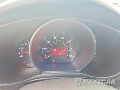 Zdjęcie 9 z 12 samochodu: 2019 KIA SOUL BASE VIN:KNDJN2A20K7002939 - miniatura