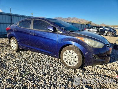 Czwarte zdjęcie samochodu z boku: 2011 HYUNDAI ELANTRA GLS VIN:5NPDH4AE2BH041411 - miniatura
