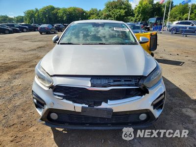 Piąte zdjęcie samochodu w środku: 2020 KIA FORTE LXS VIN:3KPF24AD2LE162088 - miniatura
