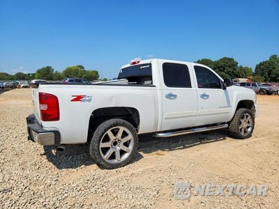 Trzecie zdjęcie samochodu z tyłu: 2008 CHEVROLET SILVERADO K1500 VIN:3GCEK13J78G248215 - miniatura