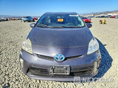 Piąte zdjęcie samochodu w środku: 2015 TOYOTA PRIUS TWO VIN:JTDKN3DU3F0395776 - miniatura
