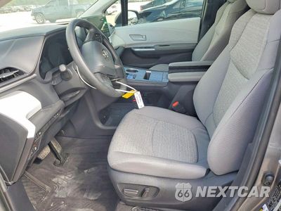 Zdjęcie 7 z 14 samochodu: 2026 TOYOTA SIENNA LE VIN:5TDKRKEC8TS299056 - miniatura