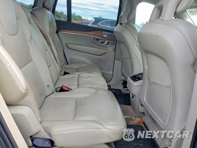Zdjęcie 11 z 13 samochodu: 2016 VOLVO XC90 T6 VIN:YV4A22PL4G1001101 - miniatura