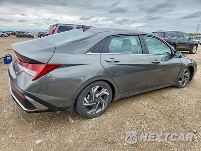 Trzecie zdjęcie samochodu z tyłu: 2024 HYUNDAI ELANTRA LIMITED VIN:KMHLP4DG9RU833448 - miniatura