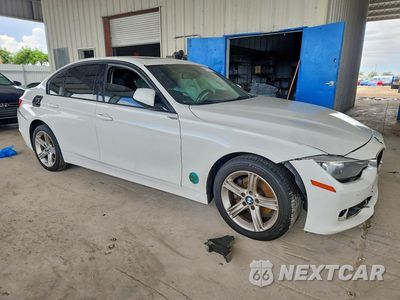 Czwarte zdjęcie samochodu z boku: 2015 BMW 328 I VIN:WBA3A5C54FF607780 - miniatura