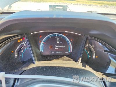 Zdjęcie 9 z 12 samochodu: 2019 HONDA CIVIC LX VIN:19XFC2F6XKE020095 - miniatura