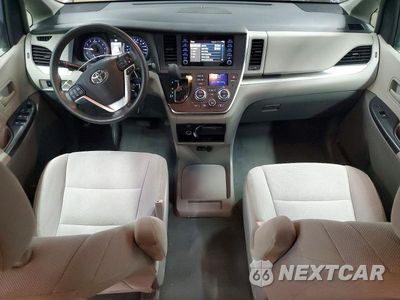 Zdjęcie 8 z 13 samochodu: 2019 TOYOTA SIENNA L 7-PASSENGER VIN:5TDZZ3DC0KS998959 - miniatura