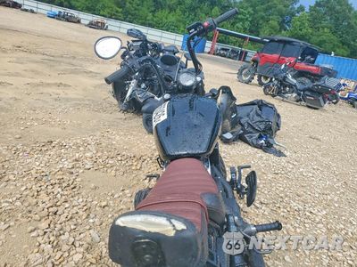 Zdjęcie 6 z 9 samochodu: 2021 INDIAN MOTORCYCLE CO. SCOUT BOBBER VIN:56KMTB00XM3171759 - miniatura