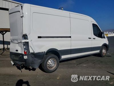 Trzecie zdjęcie samochodu z tyłu: 2024 FORD TRANSIT T-250 VIN:1FTBR1C82RKA07006 - miniatura