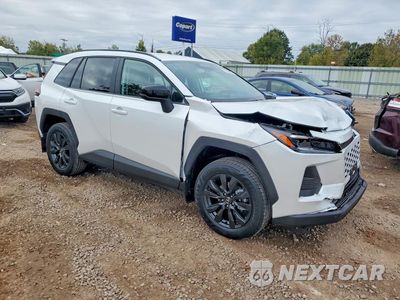 Czwarte zdjęcie samochodu z boku: 2026 TOYOTA RAV4 XLE PREMIUM VIN:4T36CRAV1TU008060 - miniatura