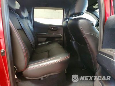 Zdjęcie 10 z 12 samochodu: 2018 TOYOTA TACOMA TRD SPORT VIN:3TMDZ5BNXJM042767 - miniatura