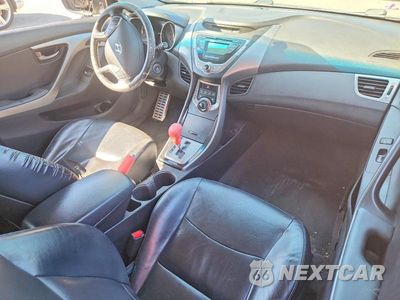 Zdjęcie 8 z 12 samochodu: 2013 HYUNDAI ELANTRA COUPE SE VIN:KMHDH6AE6DU006256 - miniatura