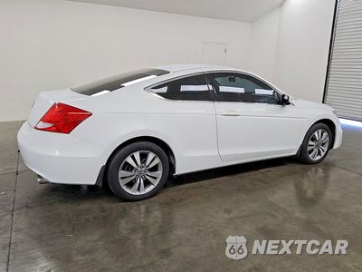 Trzecie zdjęcie samochodu z tyłu: 2011 HONDA ACCORD LX-S VIN:1HGCS1B37BA006431 - miniatura