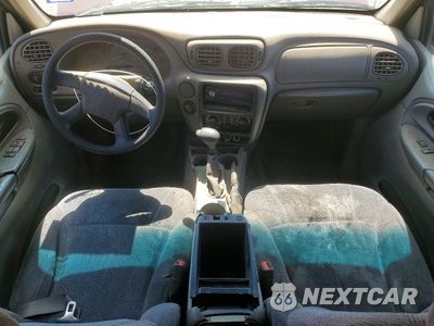 Zdjęcie 8 z 13 samochodu: 2004 CHEVROLET TRAILBLAZER LS VIN:1GNDS13S942418508 - miniatura