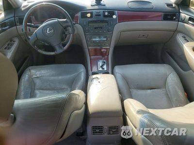 Zdjęcie 8 z 12 samochodu: 2004 LEXUS ES 330 VIN:JTHBA30G745033637 - miniatura