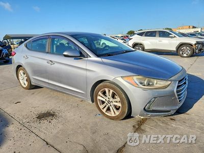 Czwarte zdjęcie samochodu z boku: 2017 HYUNDAI ELANTRA SE VIN:5NPD84LF5HH053406 - miniatura