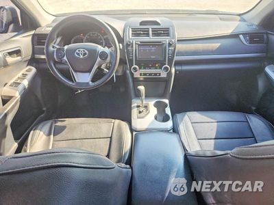 Zdjęcie 8 z 12 samochodu: 2014 TOYOTA CAMRY SE VIN:4T1BF1FK8EU354494 - miniatura