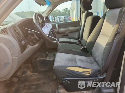 Zdjęcie 7 z 12 samochodu: 2009 CHEVROLET SILVERADO K1500 VIN:1GCEK19C79Z188530 - miniatura