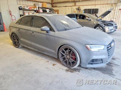 Czwarte zdjęcie samochodu z boku: 2017 AUDI S3 PREMIUM PLUS VIN:WAUB1GFFXH1080288 - miniatura