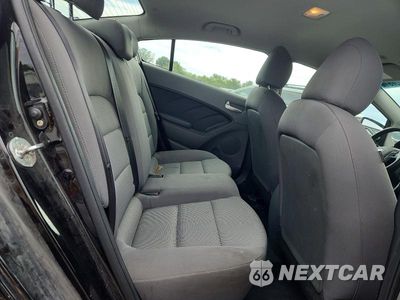 Zdjęcie 10 z 13 samochodu: 2017 KIA FORTE LX VIN:3KPFK4A72HE106721 - miniatura