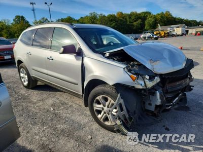 Czwarte zdjęcie samochodu z boku: 2012 CHEVROLET TRAVERSE LS VIN:1GNKVFED6CJ390309 - miniatura