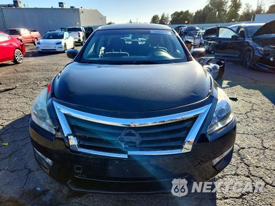 Piąte zdjęcie samochodu w środku: 2015 NISSAN ALTIMA 2.5 S VIN:1N4AL3AP2FC226191 - miniatura