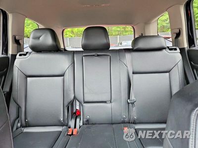 Zdjęcie 10 z 13 samochodu: 2018 VOLKSWAGEN ATLAS SE VIN:1V2CP2CA9JC596457 - miniatura