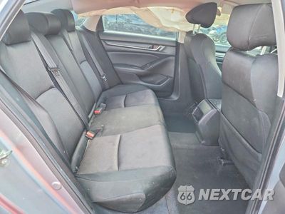 Zdjęcie 10 z 12 samochodu: 2020 HONDA ACCORD LX VIN:1HGCV1F11LA070854 - miniatura