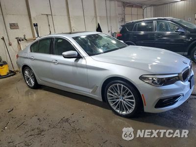 Czwarte zdjęcie samochodu z boku: 2018 BMW 530 XI VIN:WBAJA7C50JG909346 - miniatura