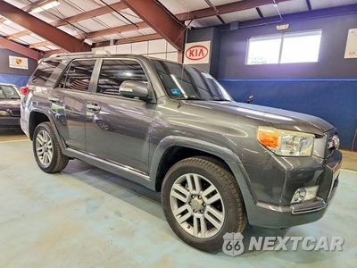 Czwarte zdjęcie samochodu z boku: 2011 TOYOTA 4RUNNER LIMITED VIN:JTEBU5JR9B5055829 - miniatura