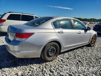Trzecie zdjęcie samochodu z tyłu: 2010 HONDA ACCORD LX VIN:1HGCP2F39AA068395 - miniatura