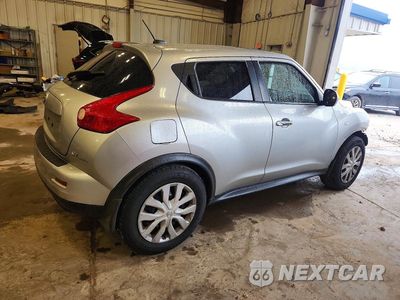 Trzecie zdjęcie samochodu z tyłu: 2011 NISSAN JUKE S VIN:JN8AF5MV6BT007577 - miniatura