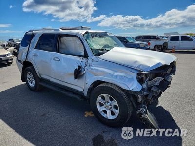 Czwarte zdjęcie samochodu z boku: 2015 TOYOTA 4RUNNER SR5 VIN:JTEZU5JR4F5108781 - miniatura