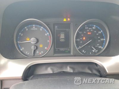Zdjęcie 9 z 13 samochodu: 2017 TOYOTA RAV4 XLE VIN:JTMRFREV1HJ117753 - miniatura