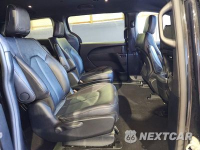 Zdjęcie 11 z 14 samochodu: 2025 CHRYSLER PACIFICA HYBRID SELECT VIN:2C4RC1S79SR572997 - miniatura