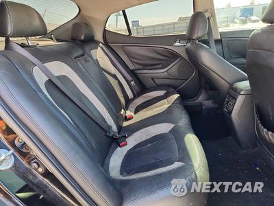 Zdjęcie 10 z 12 samochodu: 2011 KIA OPTIMA SX VIN:KNAGR4A61B5135943 - miniatura